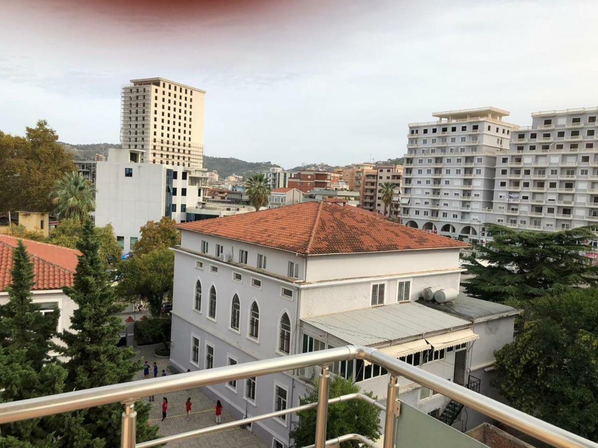 Center Apartment Vlorë Exteriör bild